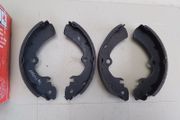 Suzuki SJ 410 1.0 Brake Shoes.