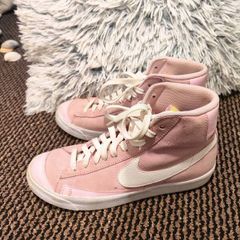 Nike High-Top Sneakers Size 7 EU 40 (25.5 cm)