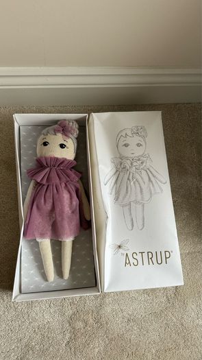 NEW doll with Change of Outfit - Fleur, 37 cm
