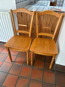 Set of 4 Solid Wood Dining Chairs (Wheat-Back / Spindle Style)