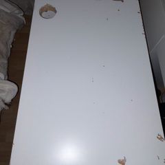 White Wooden desk