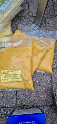 4 Beehives & Bees with ALL equipment