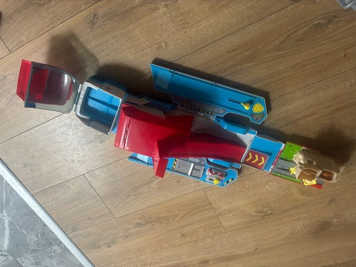 paw patrol bus