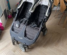 Double buggy