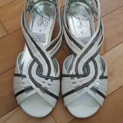 Joleen sandals (UK 6)(New)