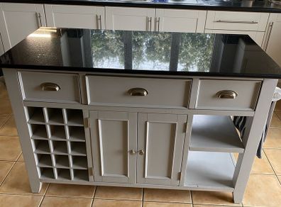 kitchen Island with granite worktop