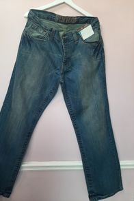 New mens jeans w34x32 tag attached
