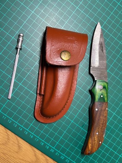 folding knife.