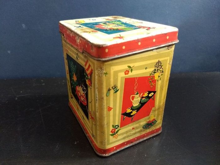 Funky Atomic Mid-Century Modern 1950's Small Tin Tea Caddy, with a Funky and Rare Graphic Design - MCM/50s Display! Props for Stage and Screen!