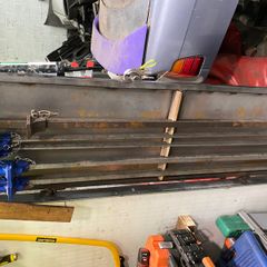 Sash / T-bar clamps