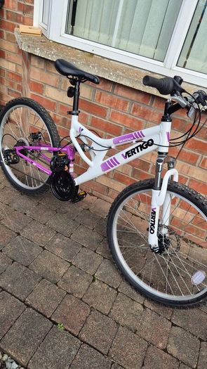 Kids youngster mtb mountain bike 24 inch whes