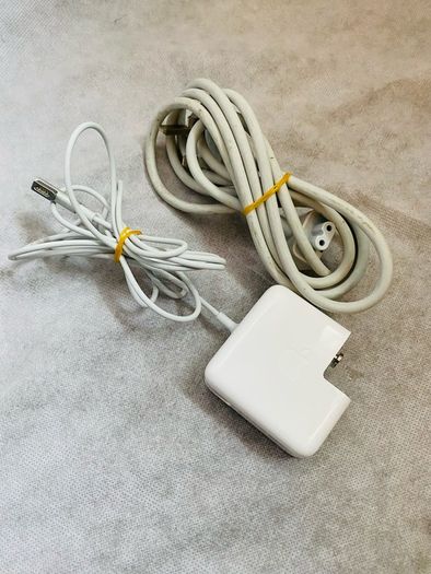 45W MagSafe Power adapter