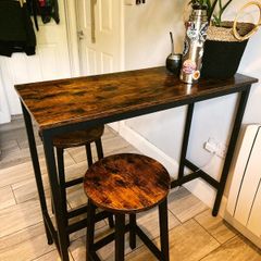 breakfast table