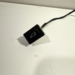 BMW3 5 6 7 Series E87 E90 F10 Trunk Unlocking Boot Open Switch 6921846 A1l1b620g