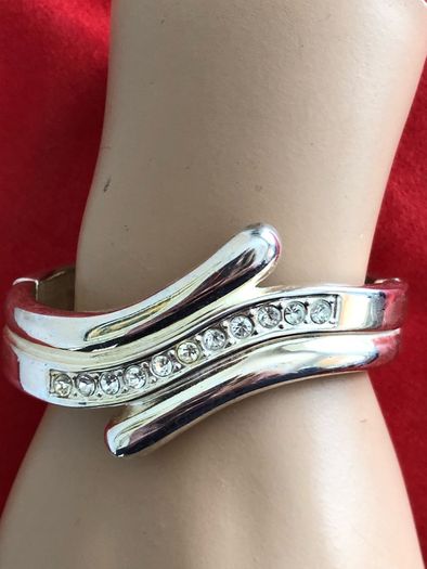bracelet bangle