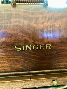 Singer Sewing Machine