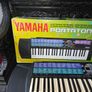 Yamaha Portatone PSR-73 Electronic Keyboard Image 2