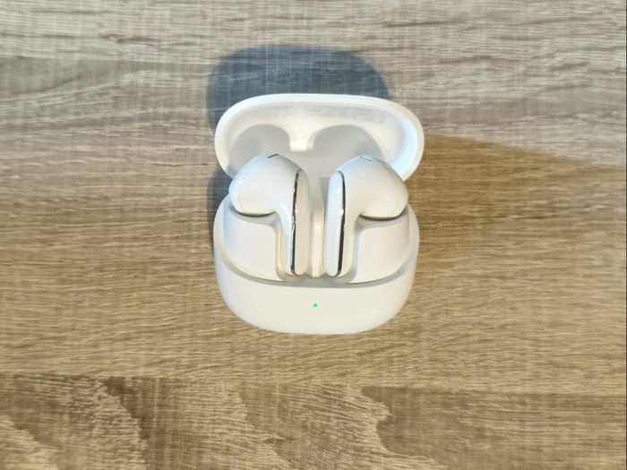 Wireless headphones Xiaomi Buds 5