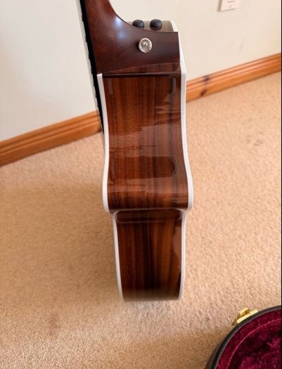Taylor 414CE-R - Semi Acoustic