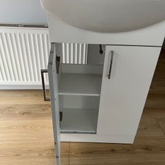 bathroom vanity unit, basin and mixer