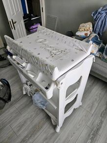 Baby changing table