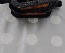 1 Pair Bicycle Pedals 9/16 inch 1/2 Bearings
