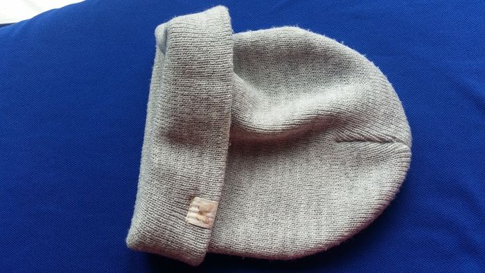 Age 6 Years & Upwards - A Lovely Winter Hat - Grey with Silver Detail - E