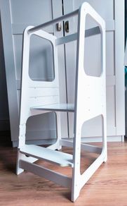Kitchen helper. Kitchen stand for kids/toddlers.