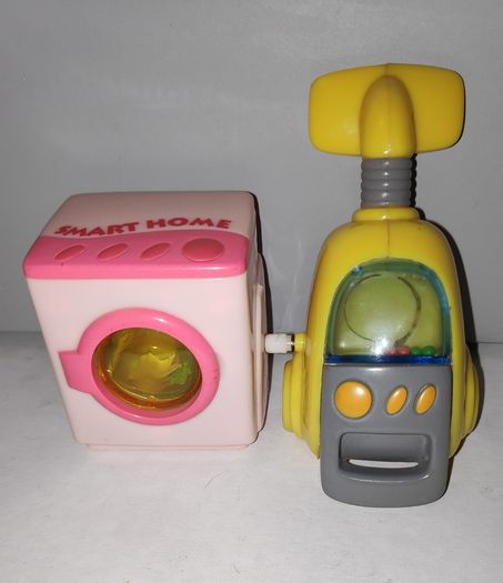 Vintage Smart Home appliances Wind Up toys washing machine & vacuum cleaner