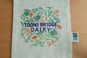 Toons Bridge Dairy cotton pouch