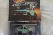 Hot Wheels Elite 64 Land Rover Defender 90 Pickup