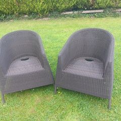 garden chairs