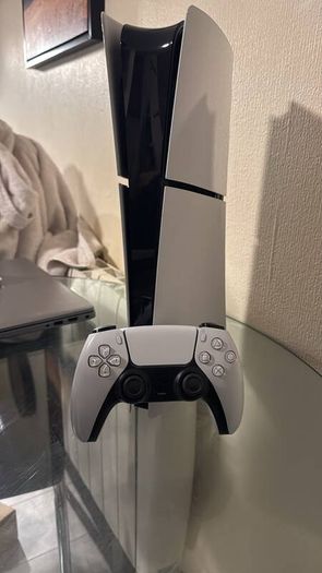 ps5 slim digital 1tb with controller