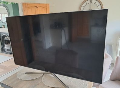 55 inch Samsung TV