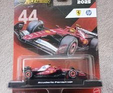 Hot Wheels Ferrari Scuderia HP #44 Lewis Hamilton F1 Formula One Premium