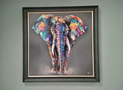 Louise Luton Picture Hugo Elephant