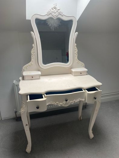 Antique Style dressing table