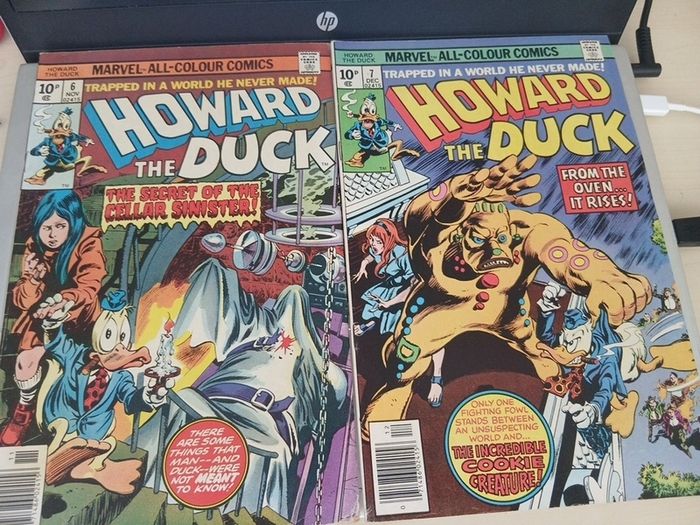 17 x Howard the Duck comics