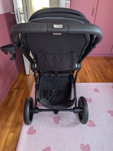 Cybex Balios pushchair bundle with Cloud T car seat.