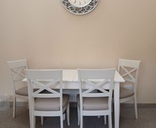Table and 4 matching chairs