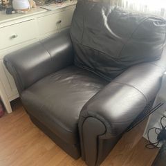 Armchair - FREE
