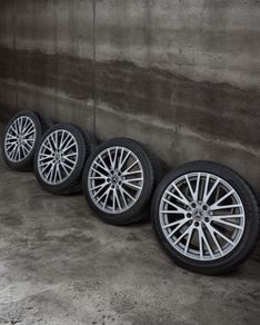 18" Mercedes Genuine Alloys