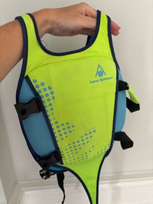 Kids swim aid/ float