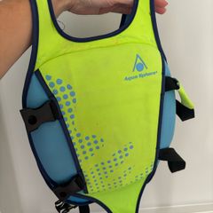 Kids swim aid/ float