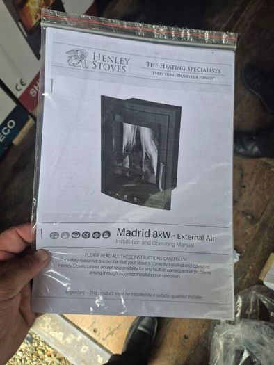 Henley stove