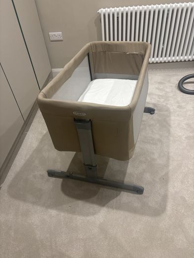 Graco Sweet to Sleep bedside crib