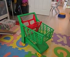 Toy shopping cart
