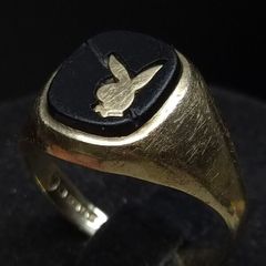 Vintage 9ct Gold Playboy Bunny Signet Ring Fully Hallmarked London Size 63