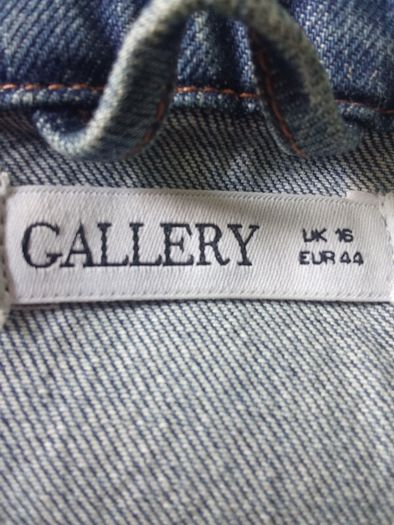 Ladies Denim Jacket (Gallery)