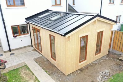 Log House Extension